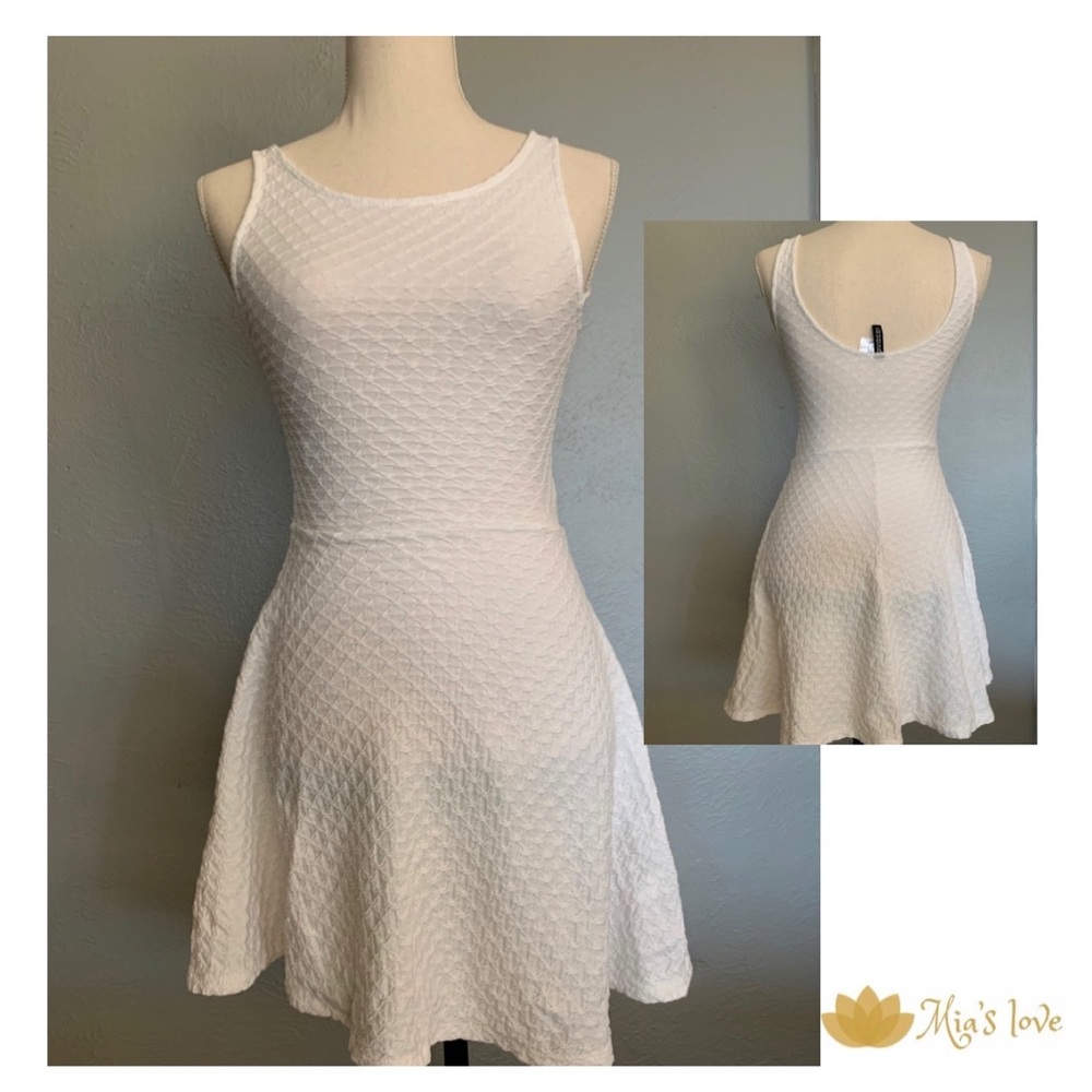 Divided dress size 2 white